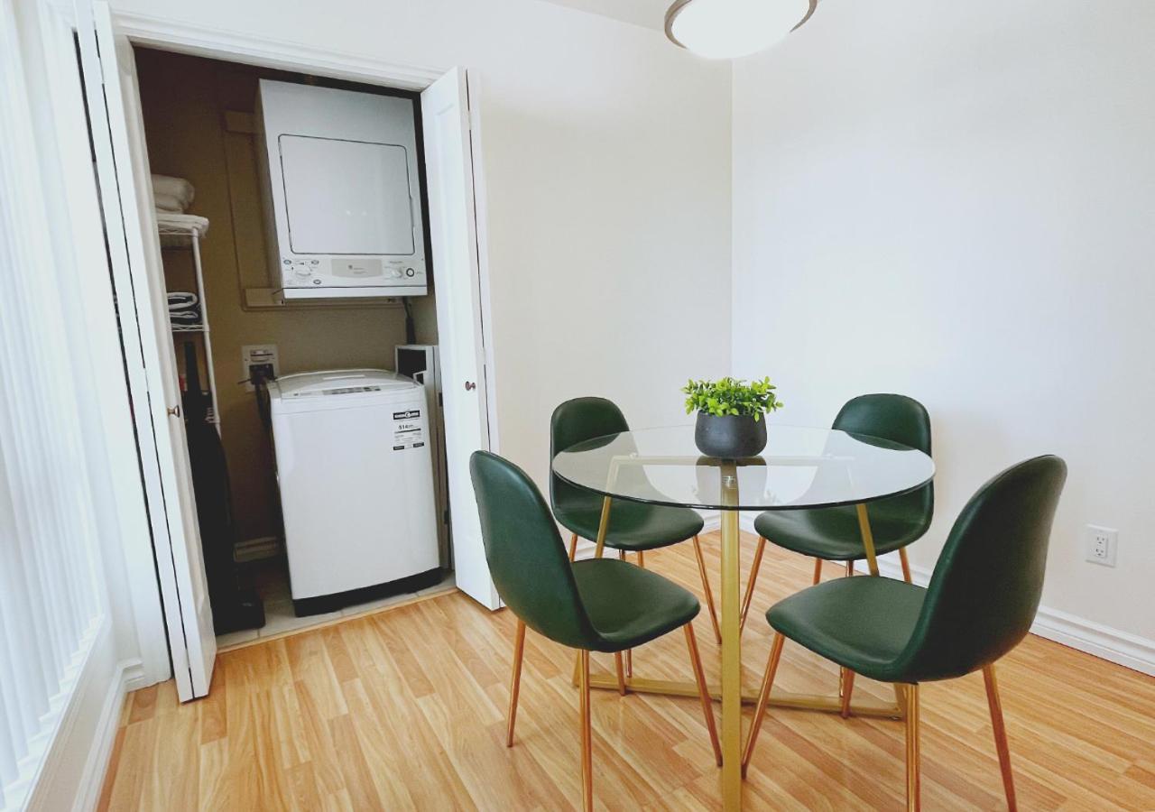 Downtown Waterfront Kelowna Oasis Newly Renovated 2Bed 2Bath Apartment Ngoại thất bức ảnh