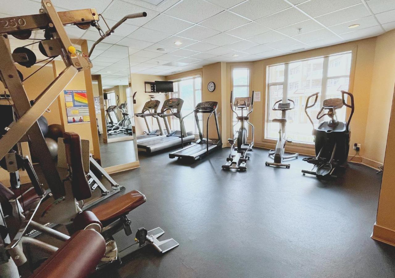 Downtown Waterfront Kelowna Oasis Newly Renovated 2Bed 2Bath Apartment Ngoại thất bức ảnh