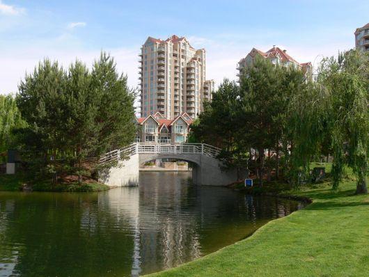 Downtown Waterfront Kelowna Oasis Newly Renovated 2Bed 2Bath Apartment Ngoại thất bức ảnh