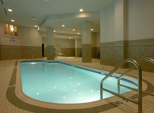 Downtown Waterfront Kelowna Oasis Newly Renovated 2Bed 2Bath Apartment Ngoại thất bức ảnh